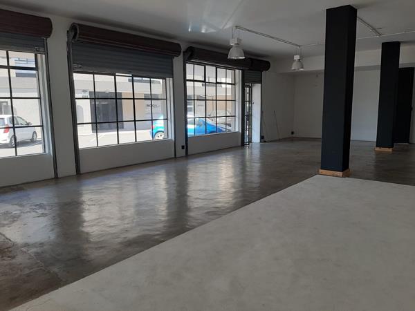 162  m² Commercial space
