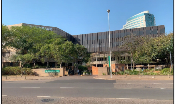 31 206  m² Office Space