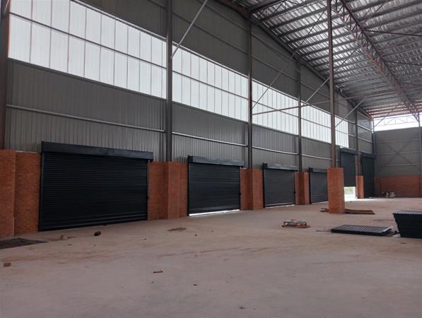 10 000  m² Industrial space