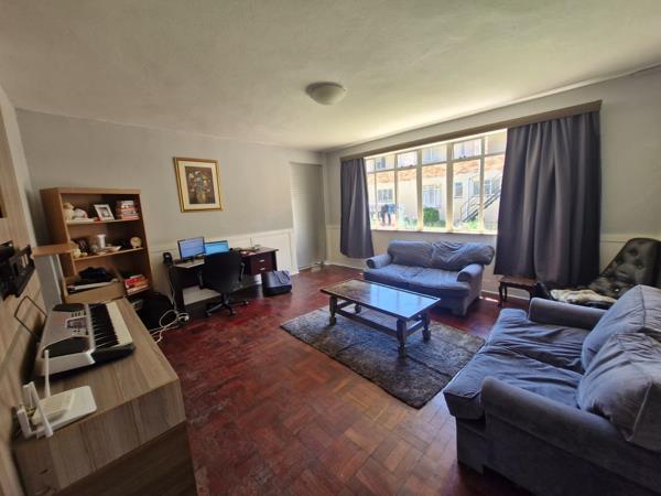 2 Bedroom Flat