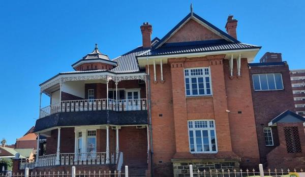 1 505  m² Commercial space