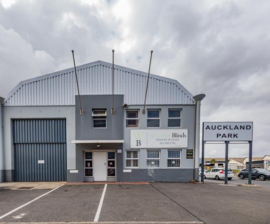 179  m² Industrial space