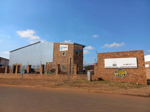 274  m² Commercial space