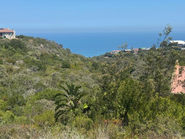 1 220 m² Land