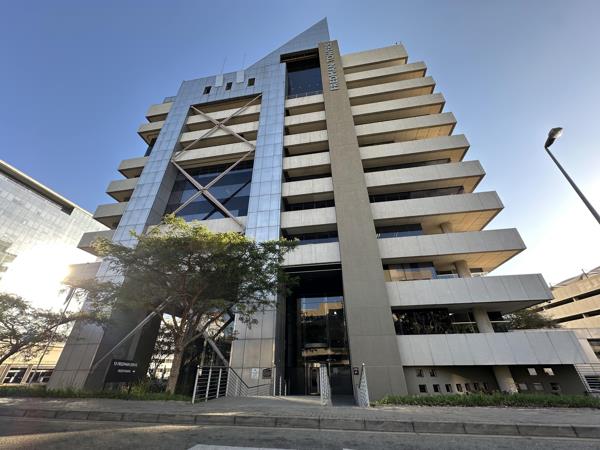 203  m² Commercial space