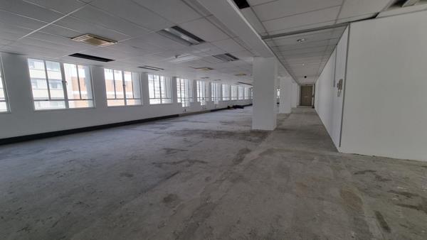 398  m² Commercial space