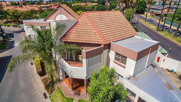 1 Bedroom Townhouse