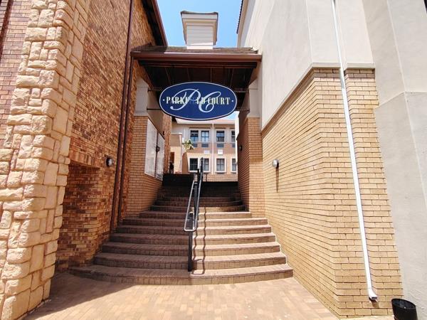 235  m² Commercial space