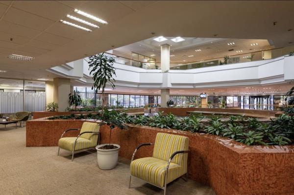 27 740 m² Commercial space