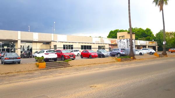 2 683 m² Retail Space