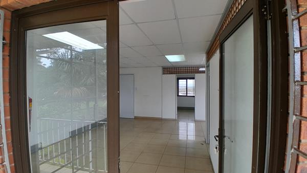 62  m² Commercial space