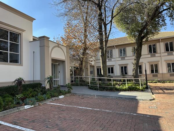 612  m² Commercial space