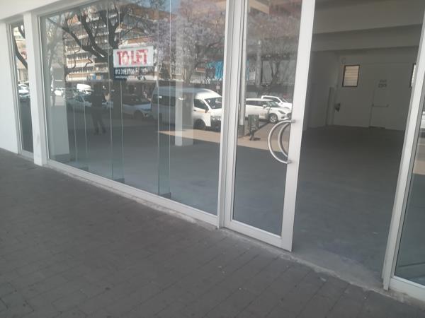283  m² Retail Space