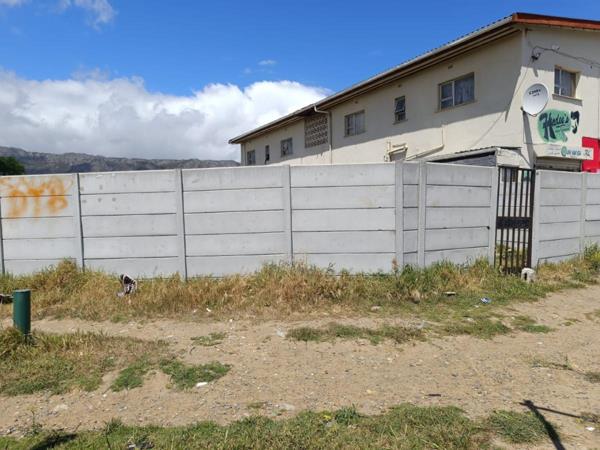 376 m² Land