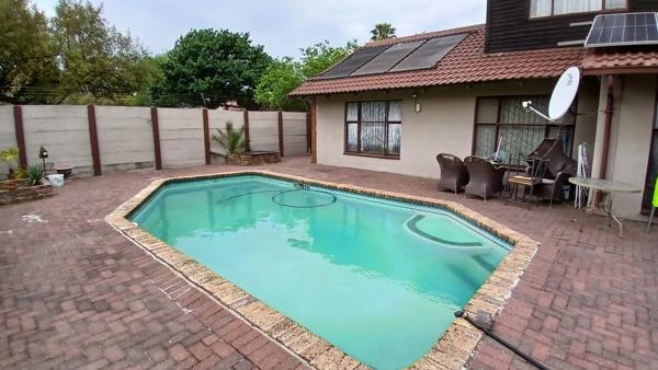 5 Bedroom House