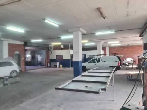 416  m² Industrial space