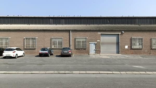 300  m² Industrial space