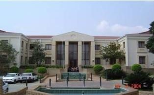 5 651  m² Commercial space