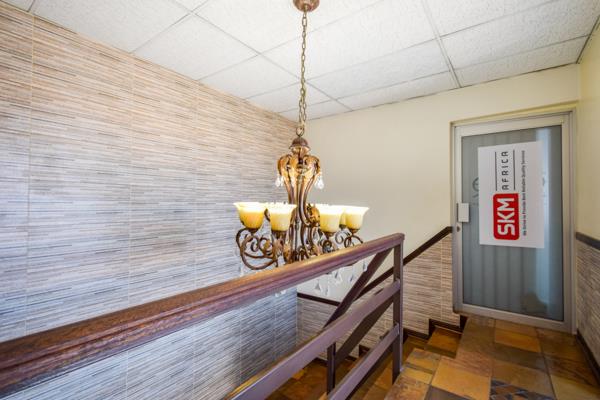 125  m² Commercial space