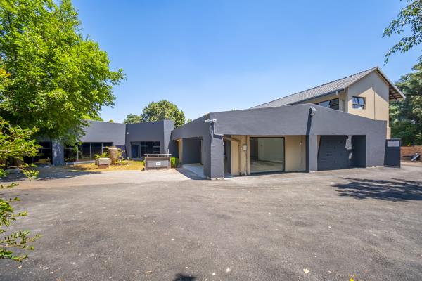 2 378 m² Commercial space
