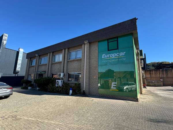 760  m² Industrial space