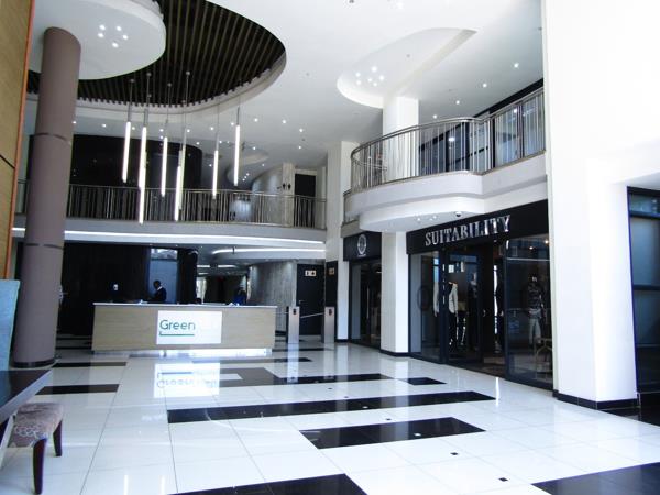 246  m² Commercial space