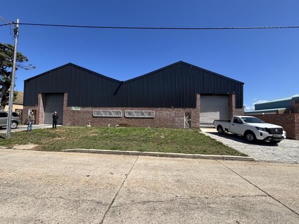 700  m² Industrial space