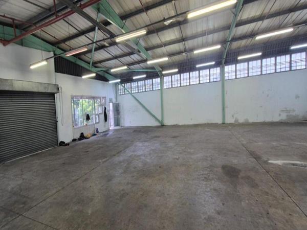 783  m² Industrial space