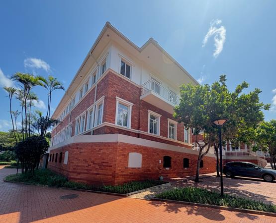 950  m² Commercial space