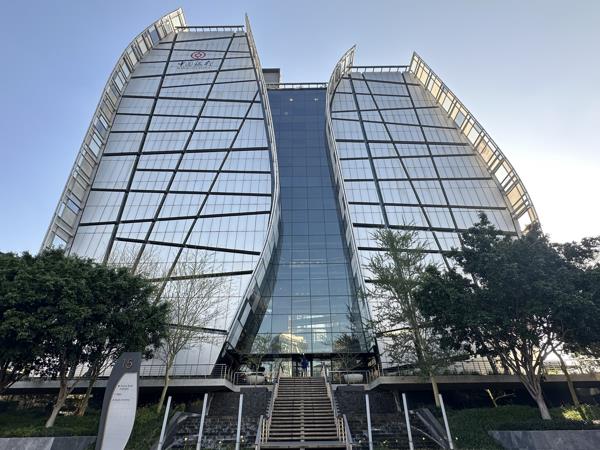 368  m² Commercial space