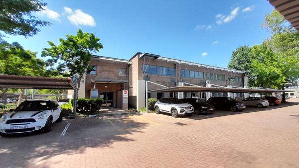 302  m² Commercial space