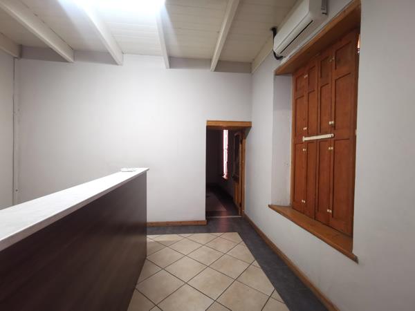 360  m² Commercial space