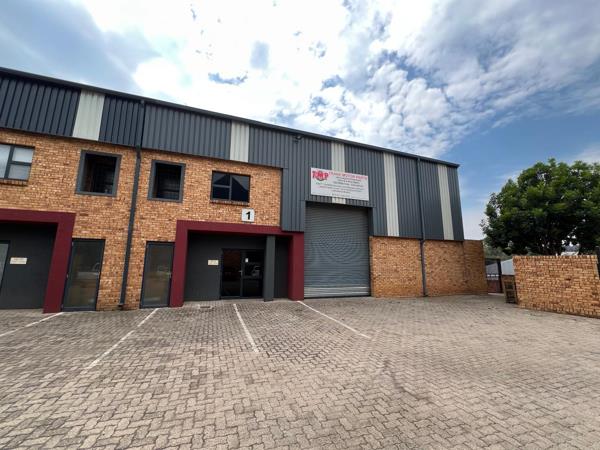 472  m² Industrial space