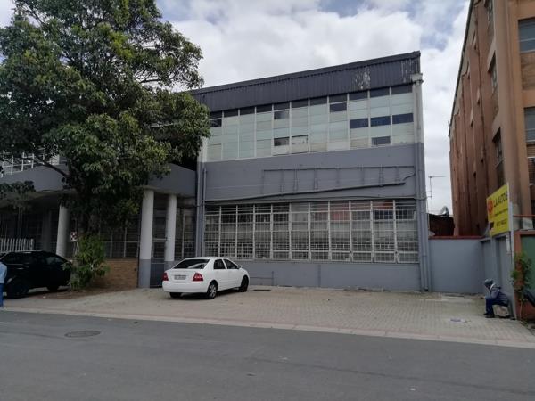 800  m² Industrial space