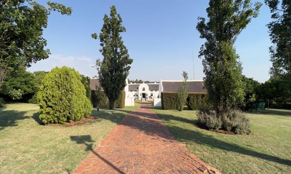 2 Bedroom Garden Cottage