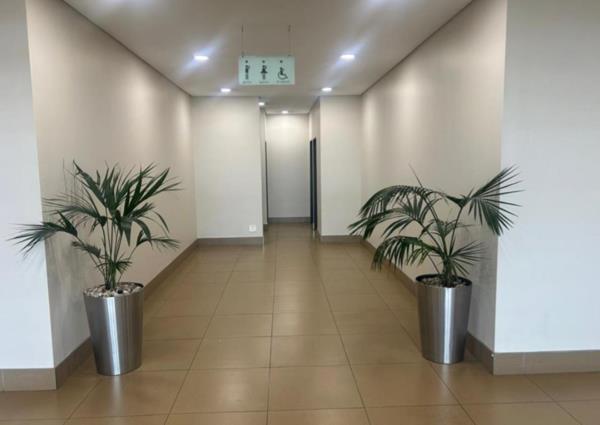 115  m² Commercial space