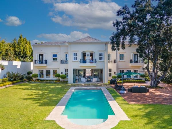 5 Bedroom House