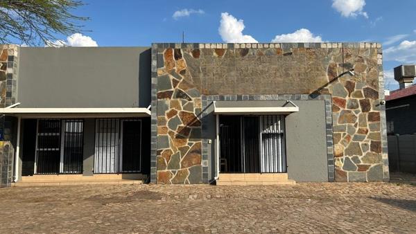 271  m² Commercial space