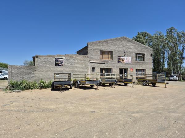 720  m² Commercial space