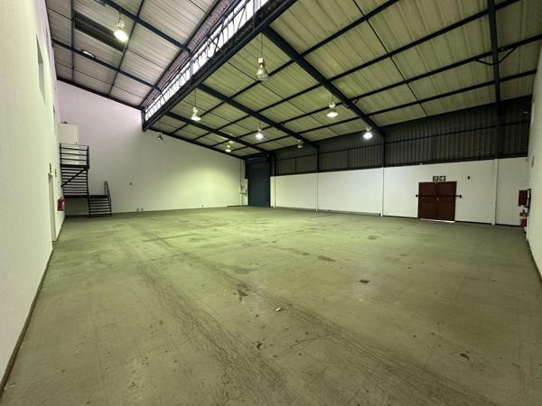 773  m² Industrial space