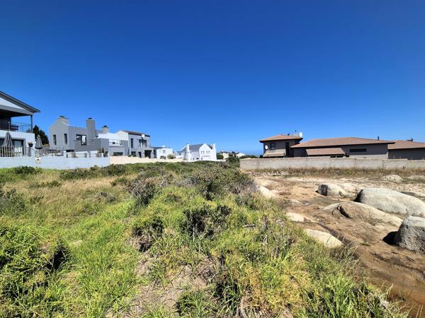 1 013 m² Land
