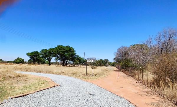 10 000  m² Commercial space