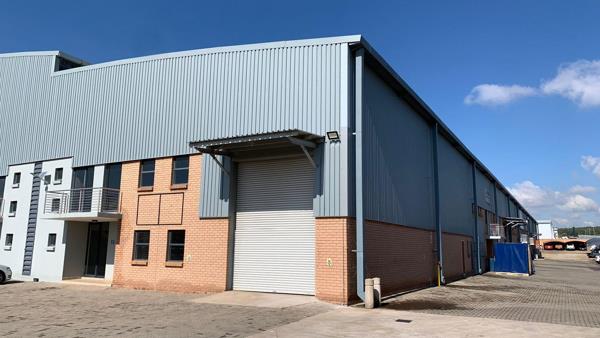 451  m² Industrial space