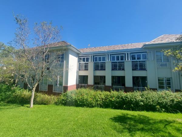 525  m² Office Space