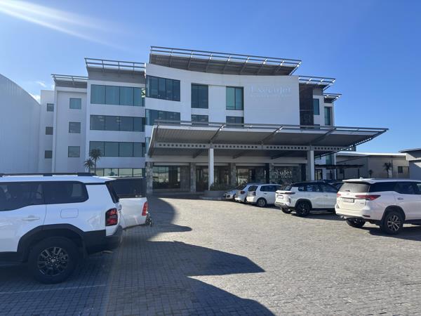 349 m² Commercial space