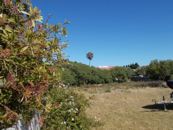860 m² Land
