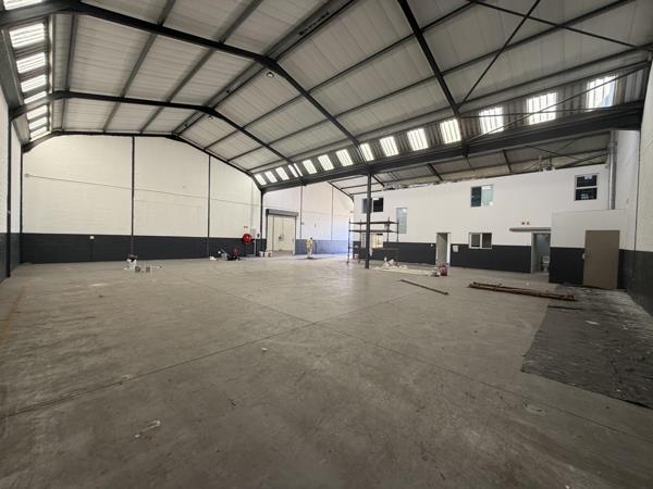 900  m² Industrial space