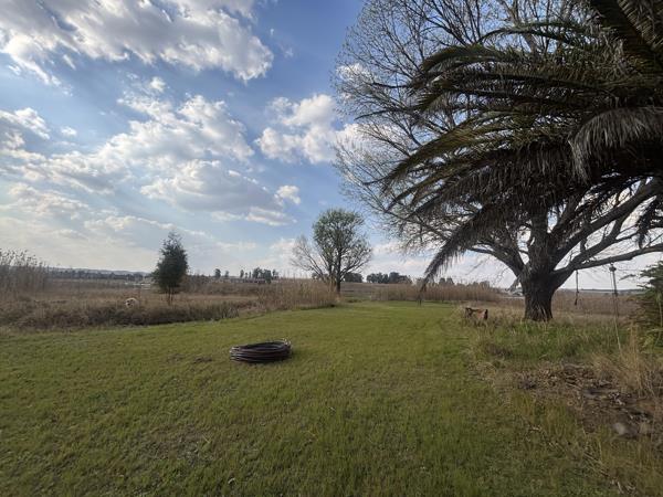 4.7 ha Land