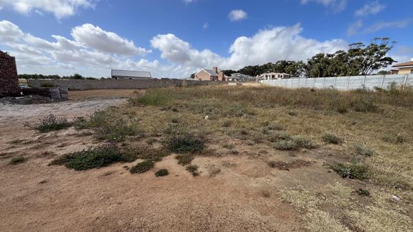 832 m² Land