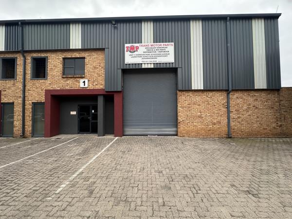 472  m² Industrial space